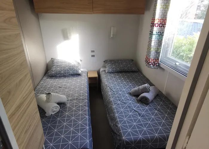 Houlgate-153- Mobilhome Cosy 4 Personnes 5 Etoiles